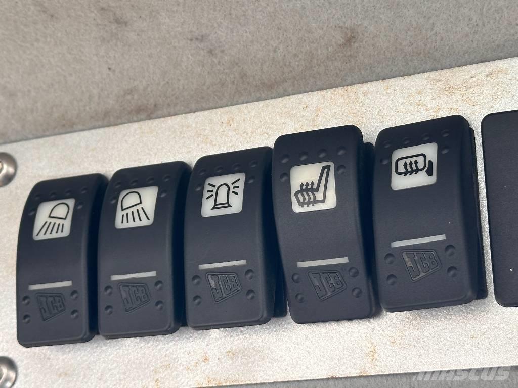 JCB 426 E 轮式装载机