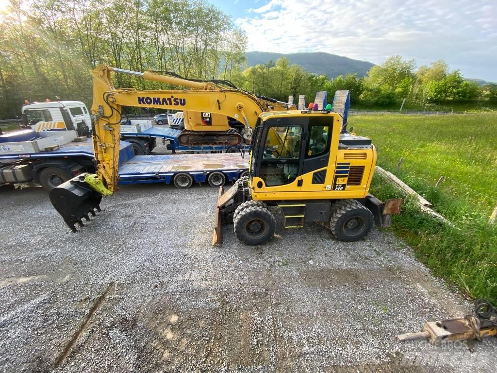 Komatsu PW 148 轮式挖掘机