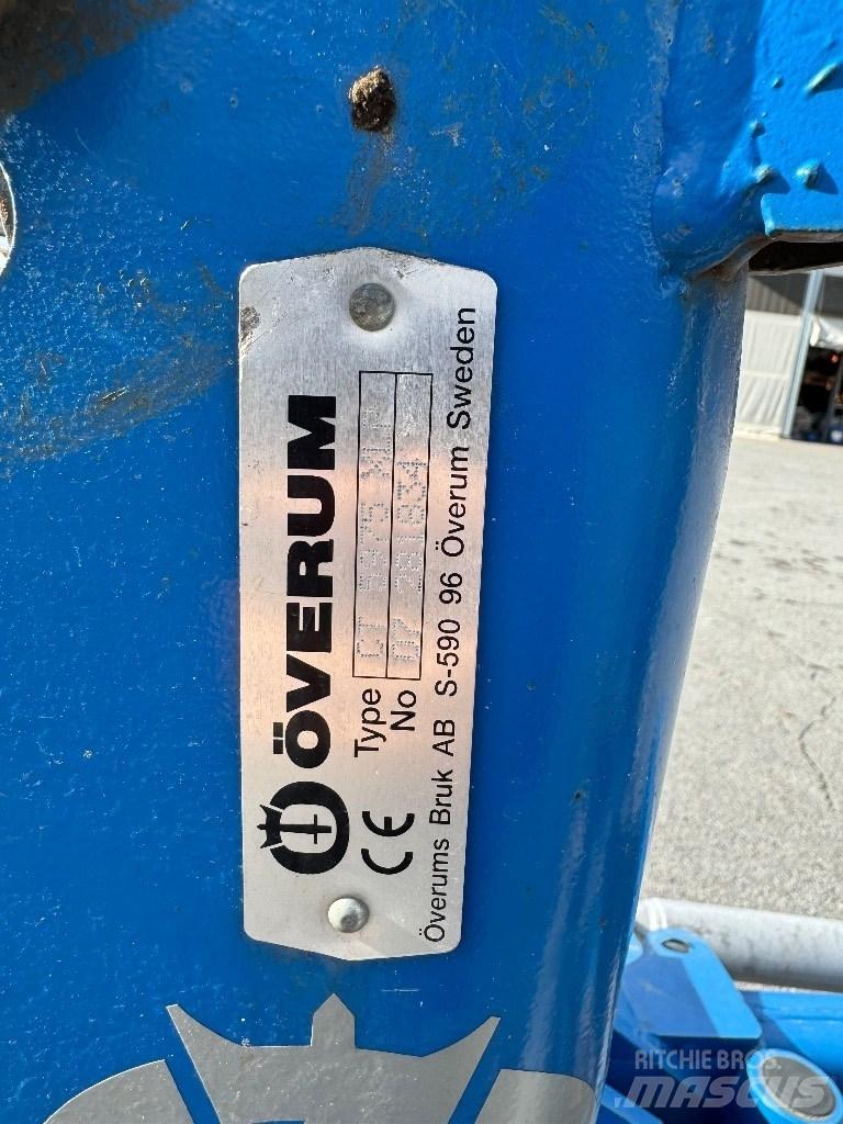 Överum CT 5975 XLP 传统犁