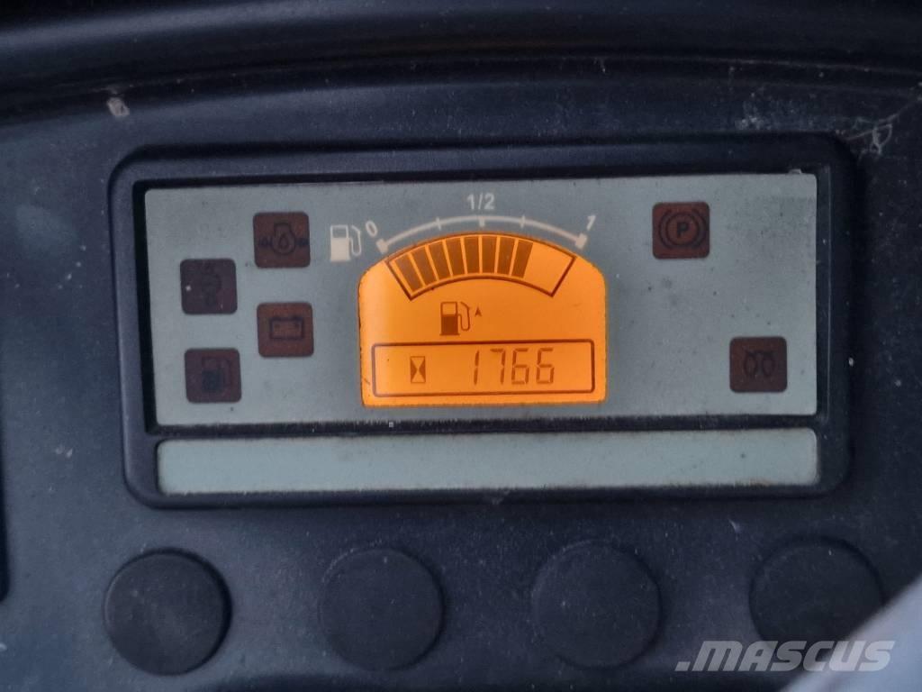 Dynapac CC 1000 双轮压路机