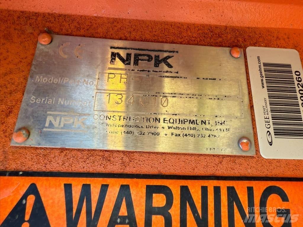 NPK PH 3 破碎锤