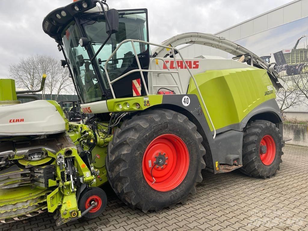 CLAAS Jaguar 960 自走式青贮饲料收割机