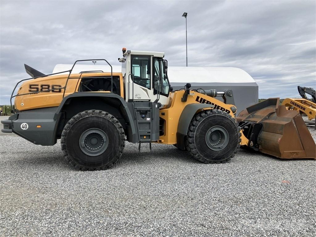 Liebherr L586 Xpower 轮式装载机