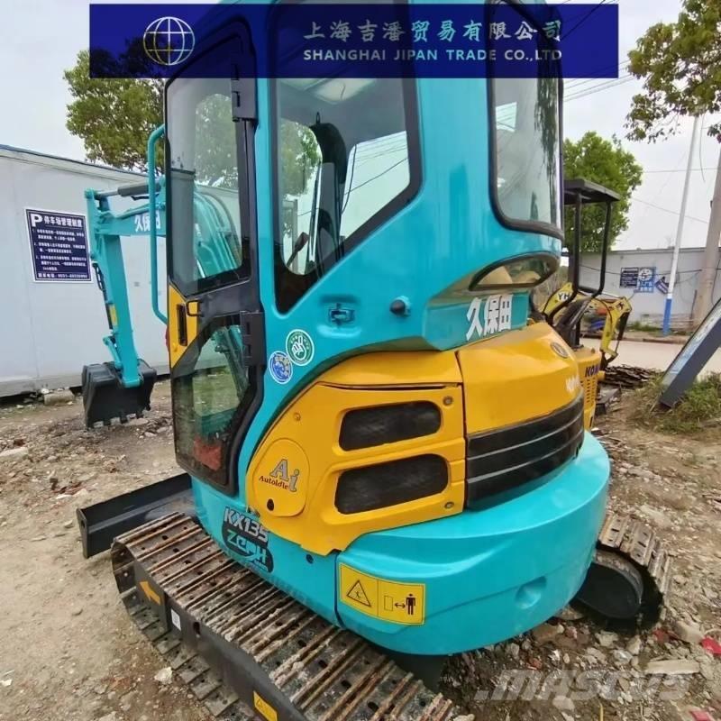 Kubota KX 135 中型挖掘机