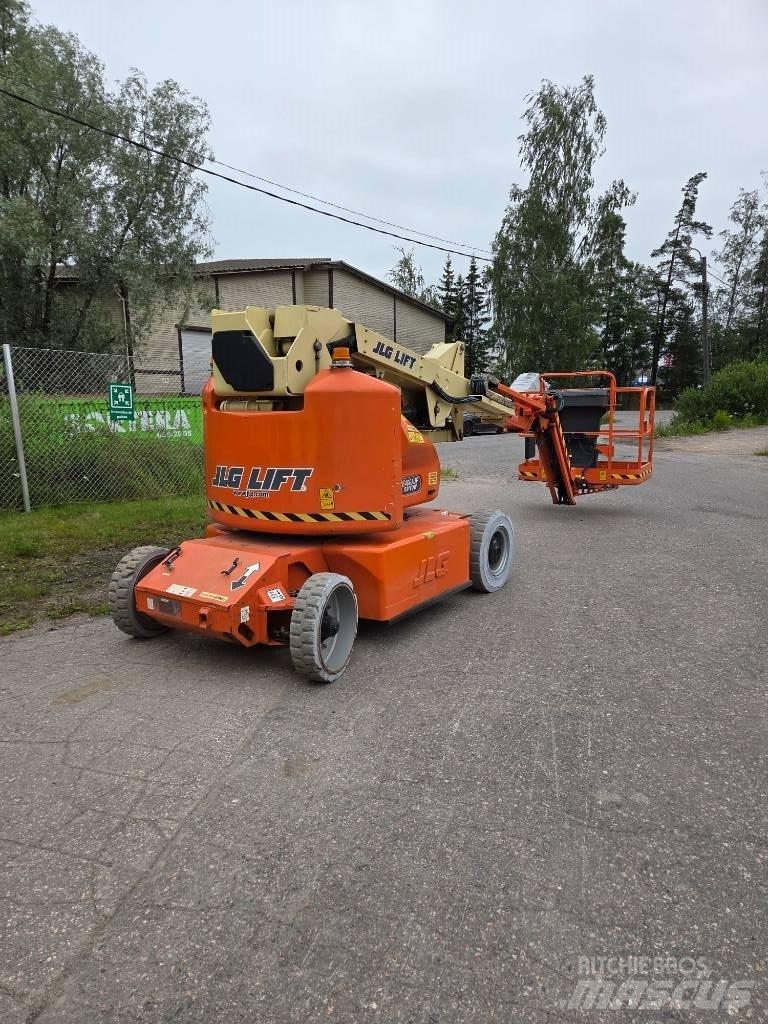 JLG E 400 AJPN 曲臂高空工作平台