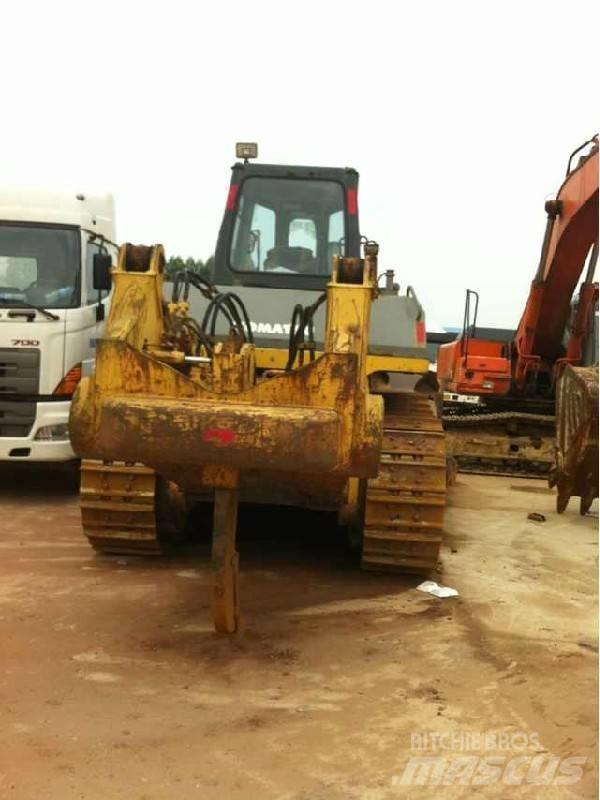 Komatsu d155a-3 履带式推土机