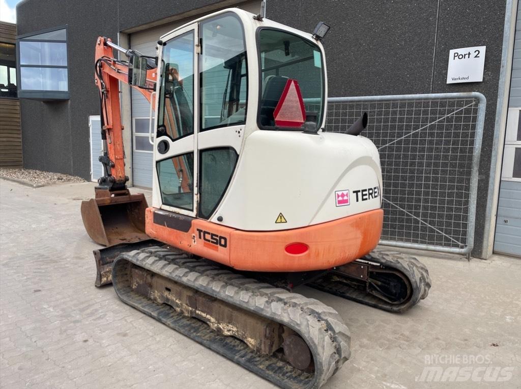 Terex TC50 小型挖掘机
