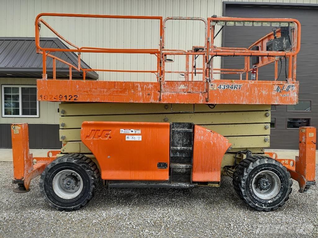 JLG 4394 RT 剪叉式升降机