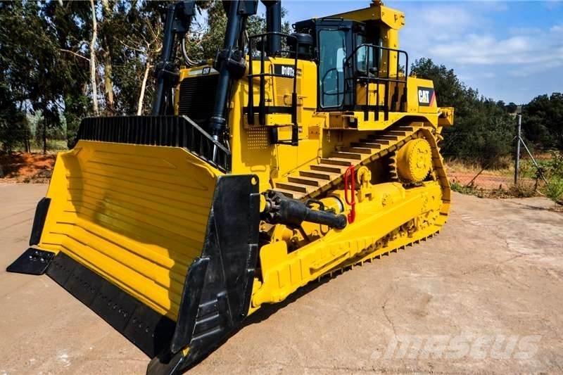 CAT D10T 履带式推土机