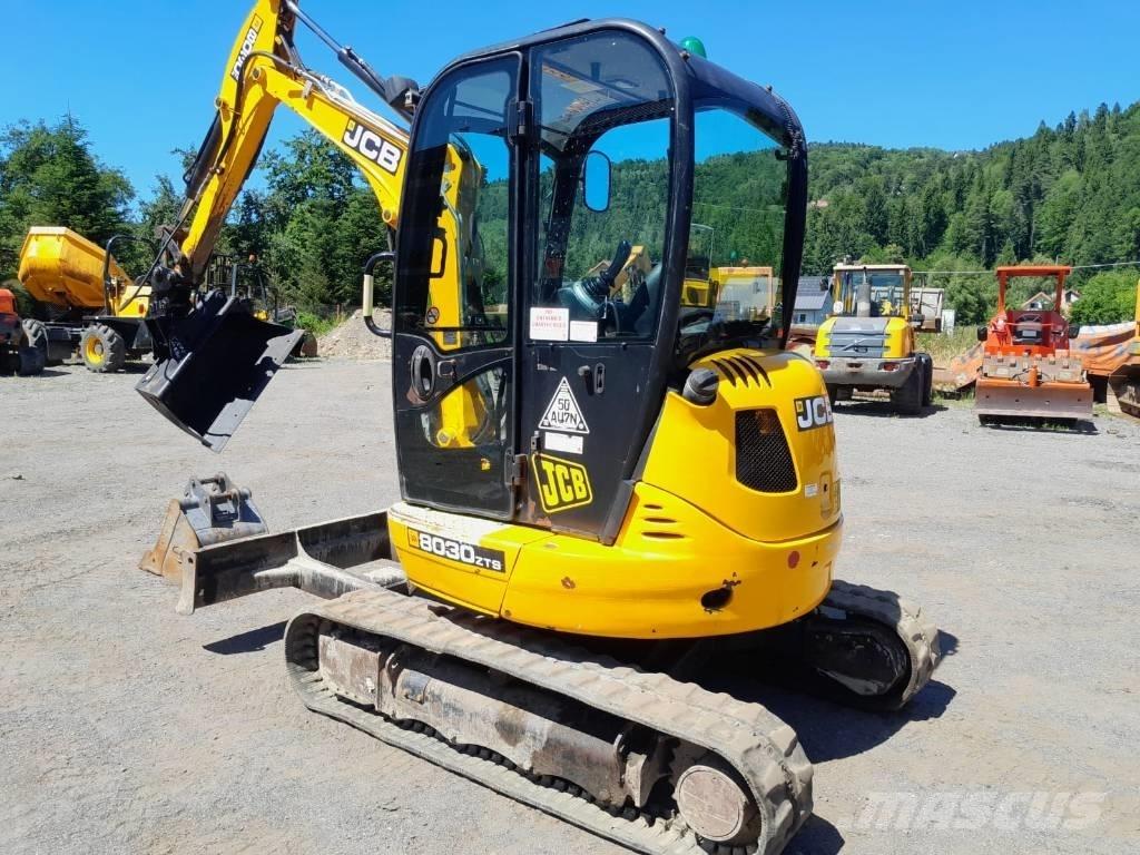 JCB 8018 小型挖掘机