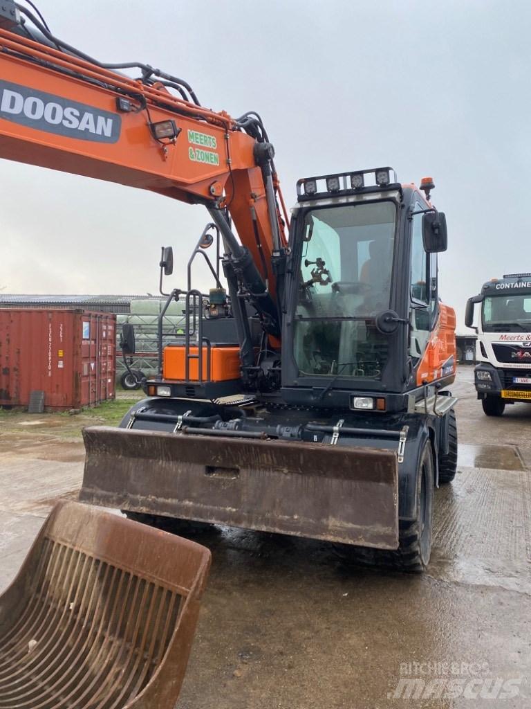 Doosan DX 140 W -5 全地面起重机︳移动式起重机