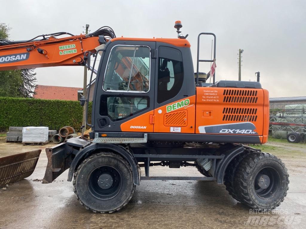 Doosan DX 140 W -5 全地面起重机︳移动式起重机
