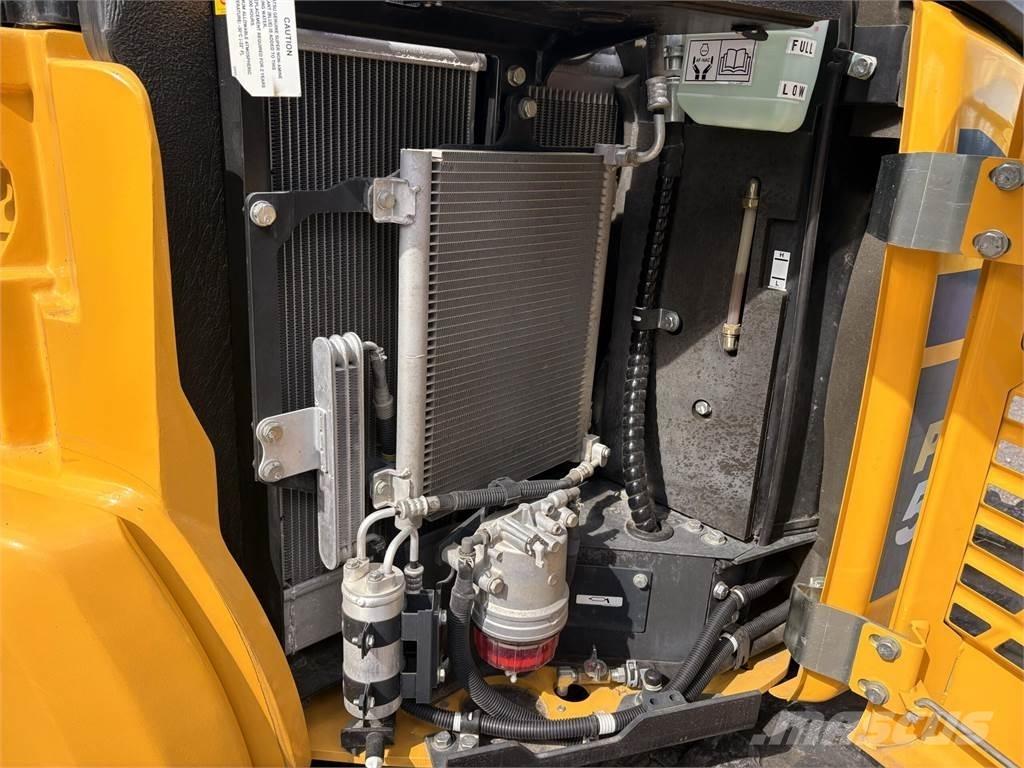 Komatsu PC55 MR-5 小型挖掘机