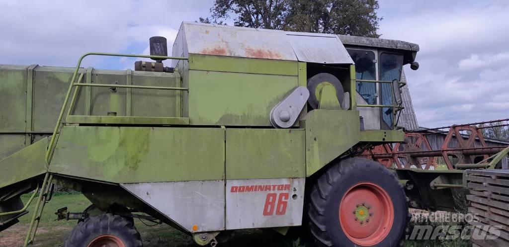 CLAAS Dominator 86 联合收割机
