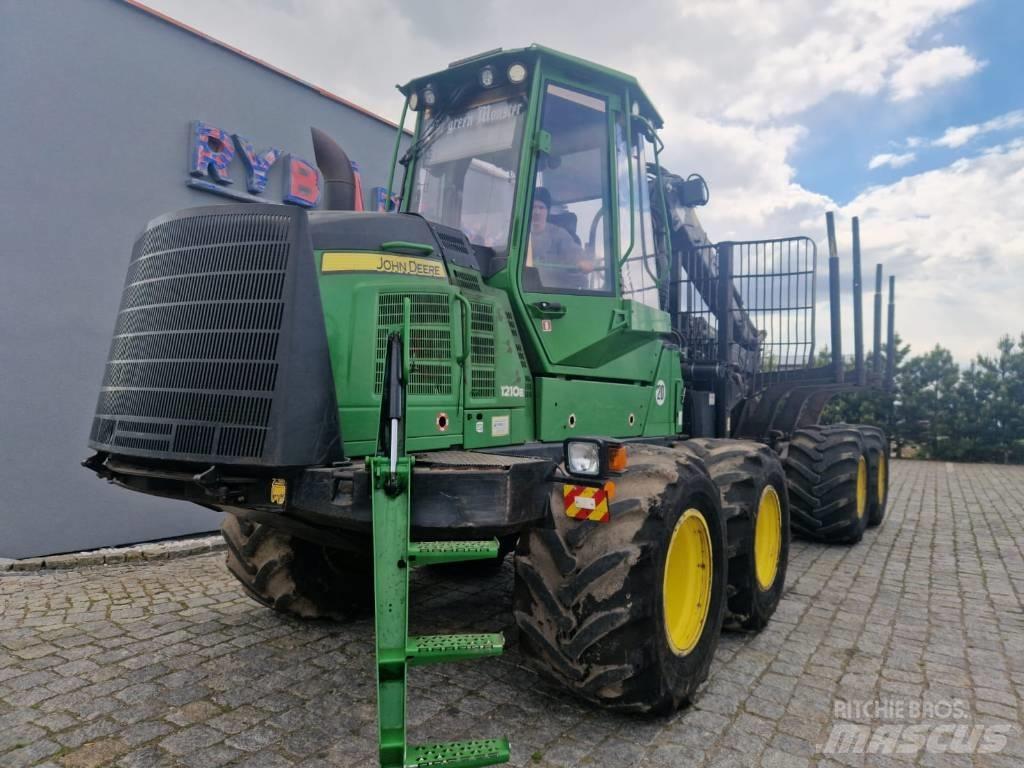 John Deere 1210 E 集运机