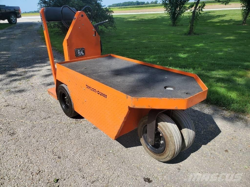 Taylor-Dunn SC100 搬运车