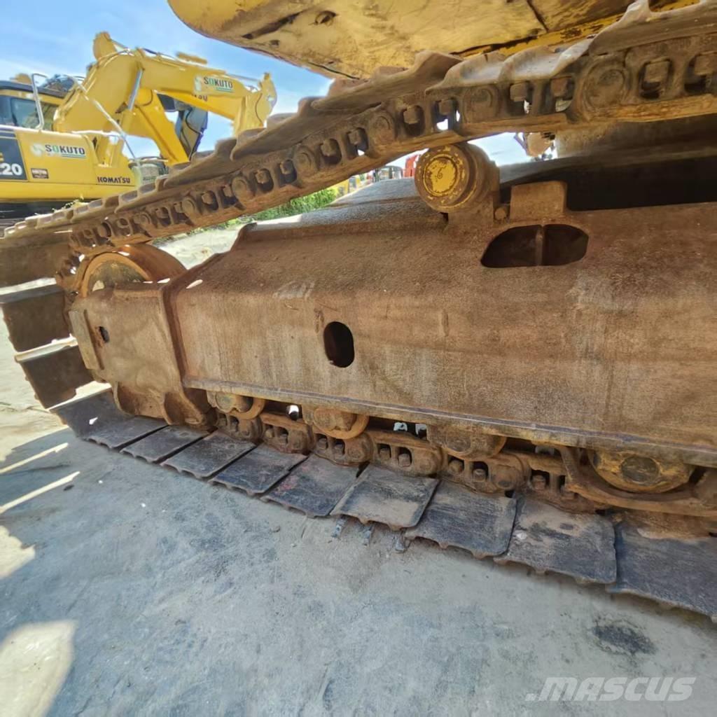 Komatsu PC 240 LC-7 履带挖掘机