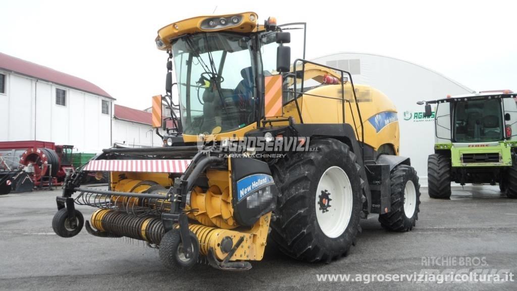 New Holland FR 9060 自走式青贮饲料收割机