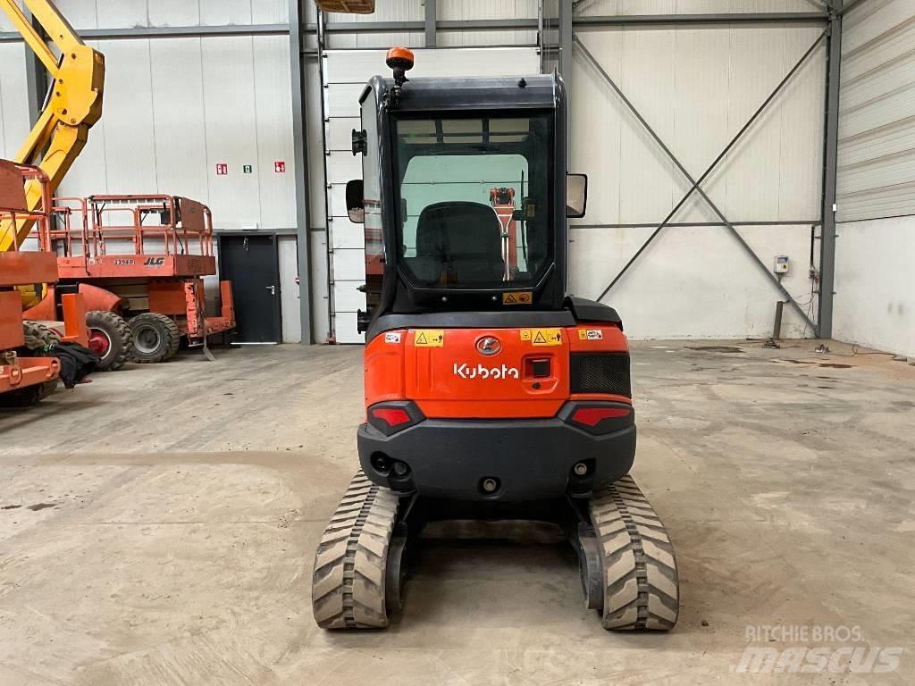 Kubota U 27-4 HI 小型挖掘机