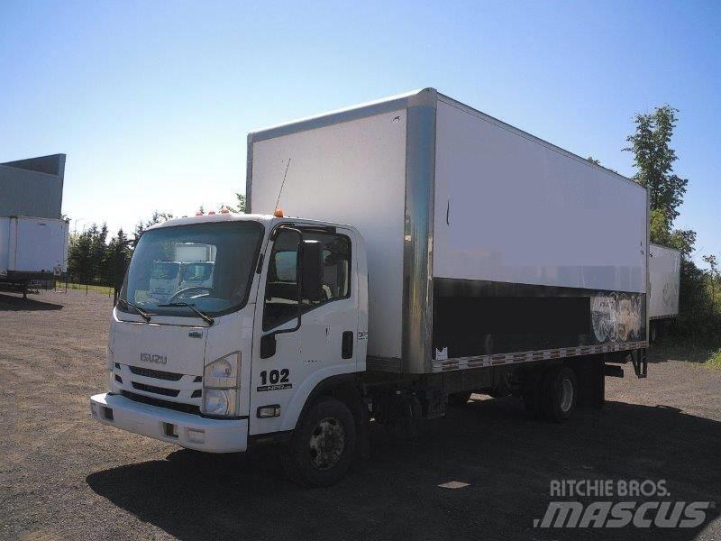 Isuzu NPR 大型面包车