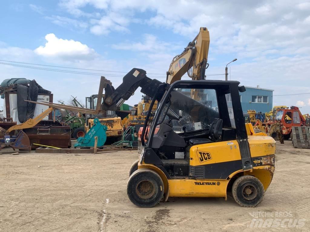 JCB TLT 30 D 伸缩臂叉装车|叉装车