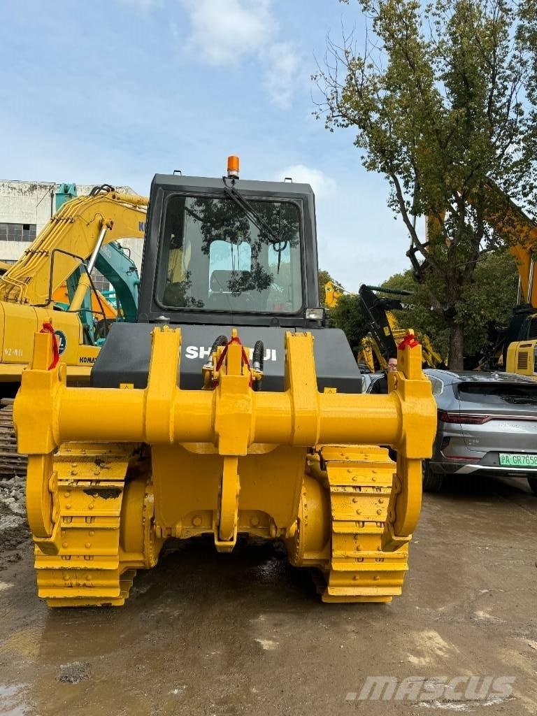 Shantui SD 16 履带式推土机