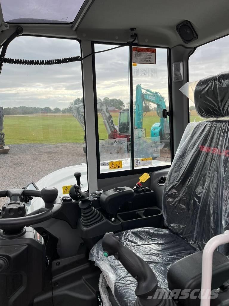 Takeuchi TB 370 W 轮式挖掘机
