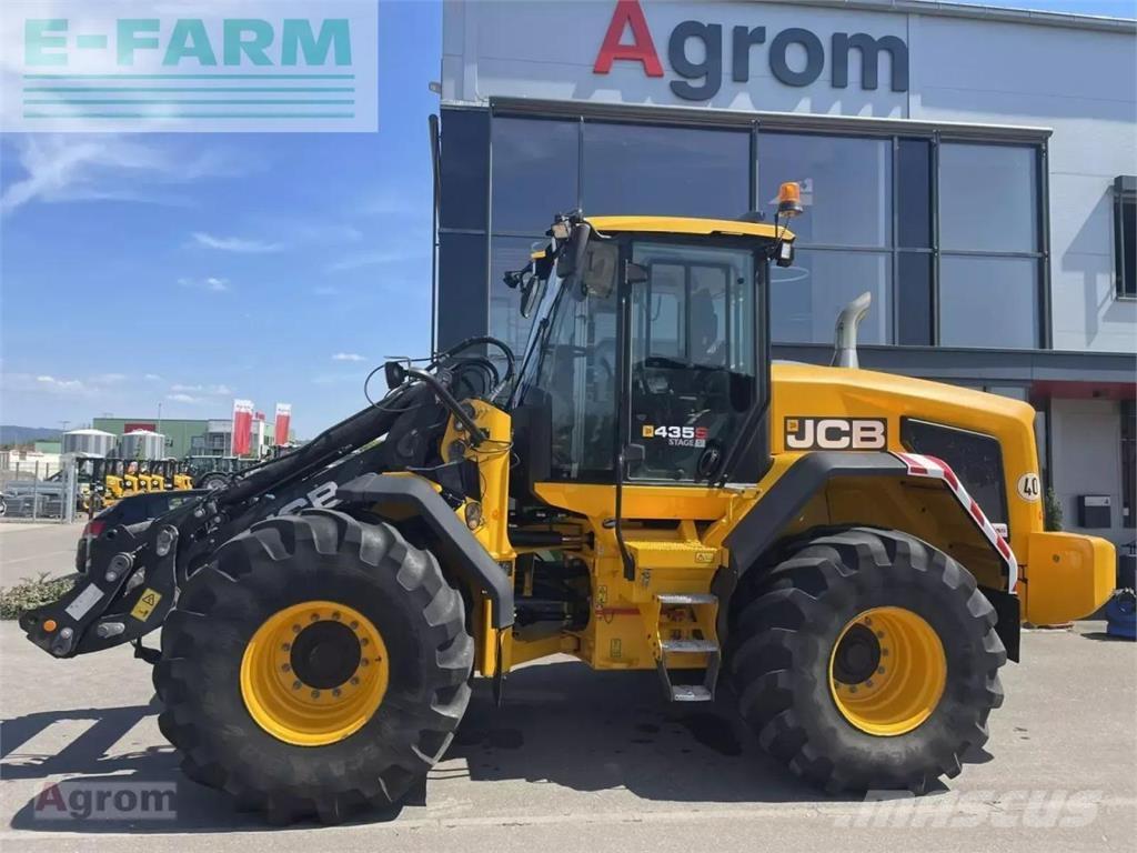 JCB 435 s agri 小型挖掘机