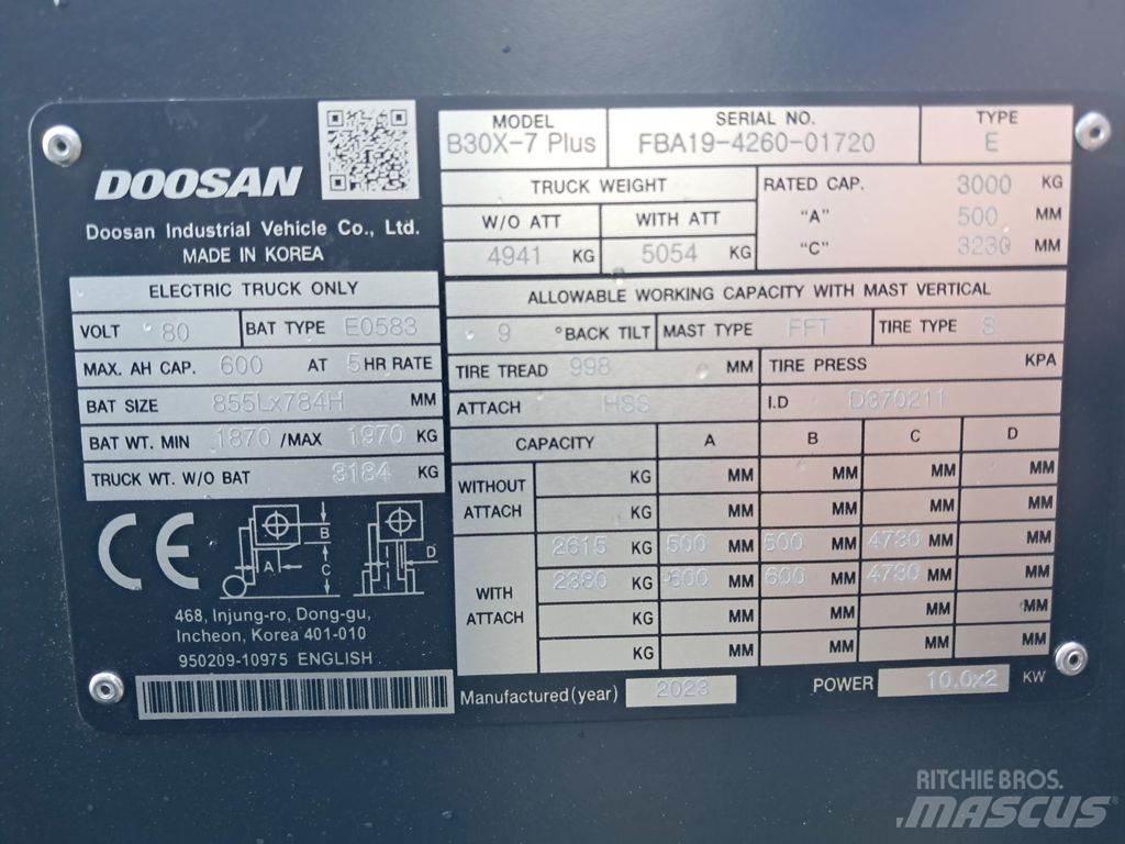 Doosan B30X-7 Plus 电动叉车