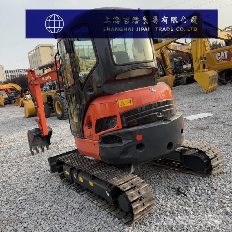 Kubota U 35 小型挖掘机