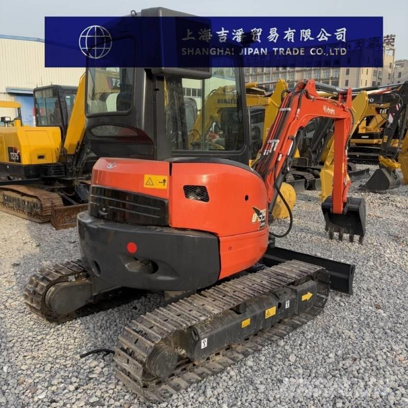 Kubota U 35 小型挖掘机