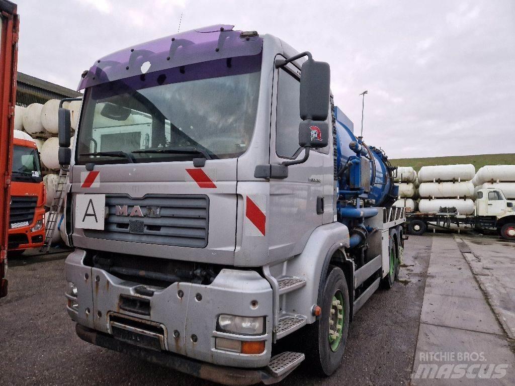 MAN TGA 26.360 6X2 组合/真空油槽车