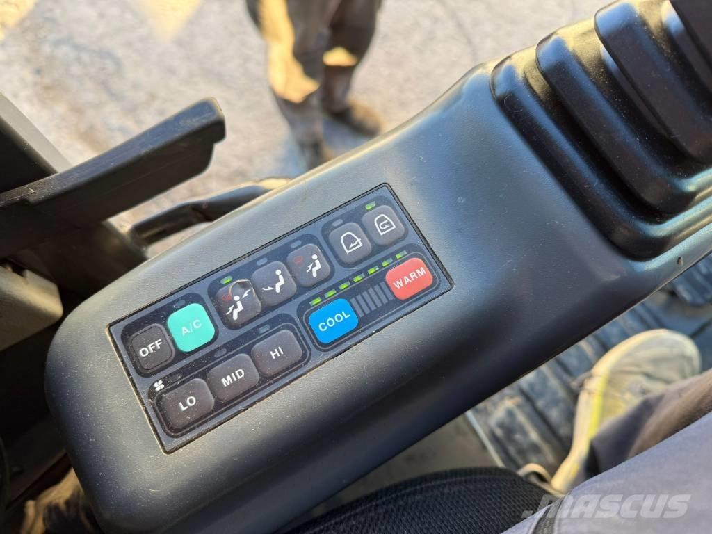 Bobcat E 85 中型挖掘机