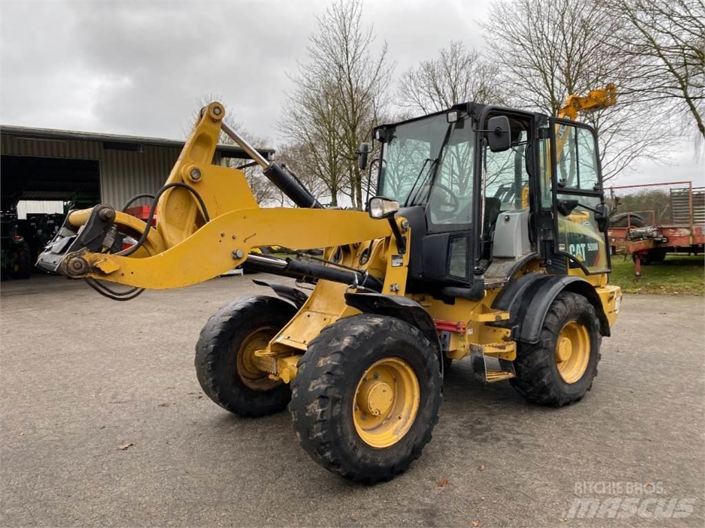 CAT 908M 轮式装载机