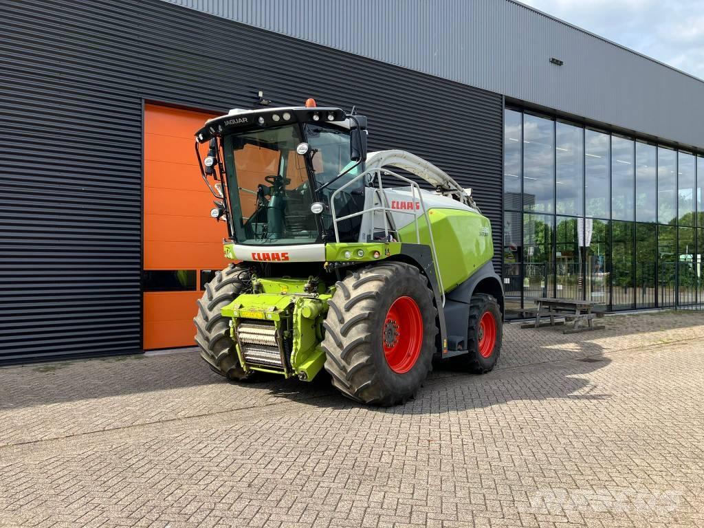 CLAAS Jaguar 930 自走式青贮饲料收割机