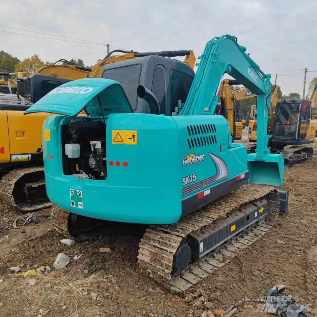 Kobelco SK 75 履带挖掘机
