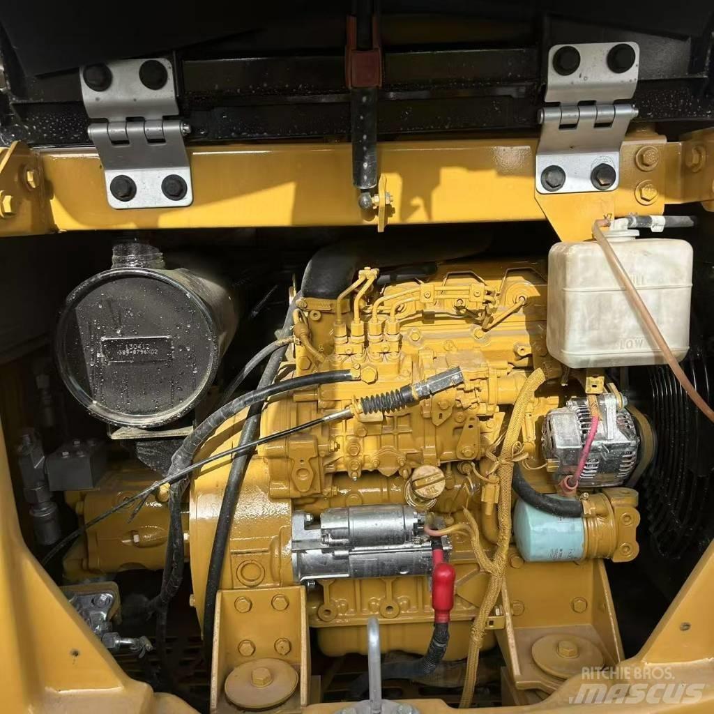 CAT 306E 履带挖掘机