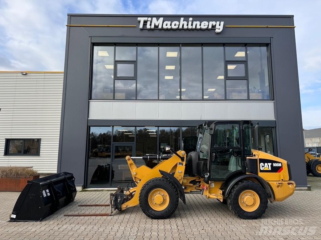 CAT 906M 轮式装载机
