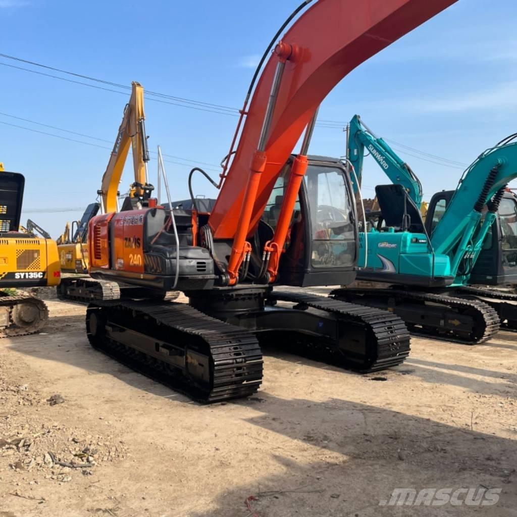 Hitachi ZX 240 履带挖掘机