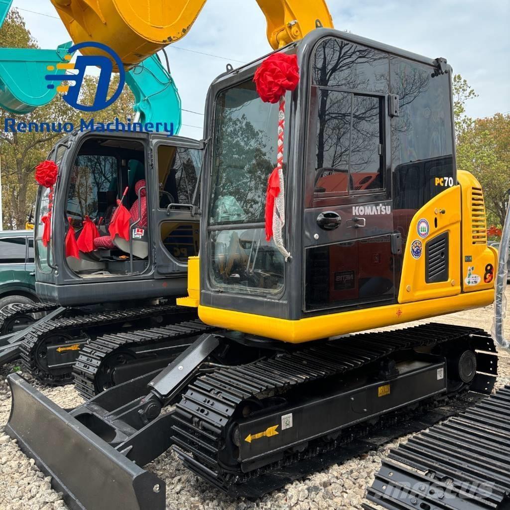 Komatsu PC 70-8 小型挖掘机