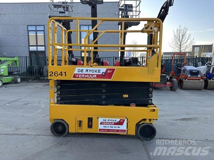JCB S2032E 剪叉式升降机
