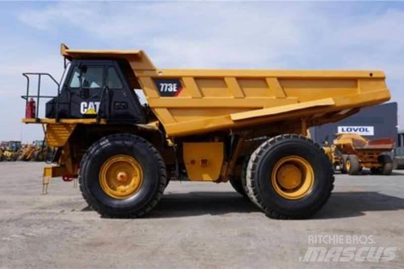 CAT 773E 铰接式自卸车