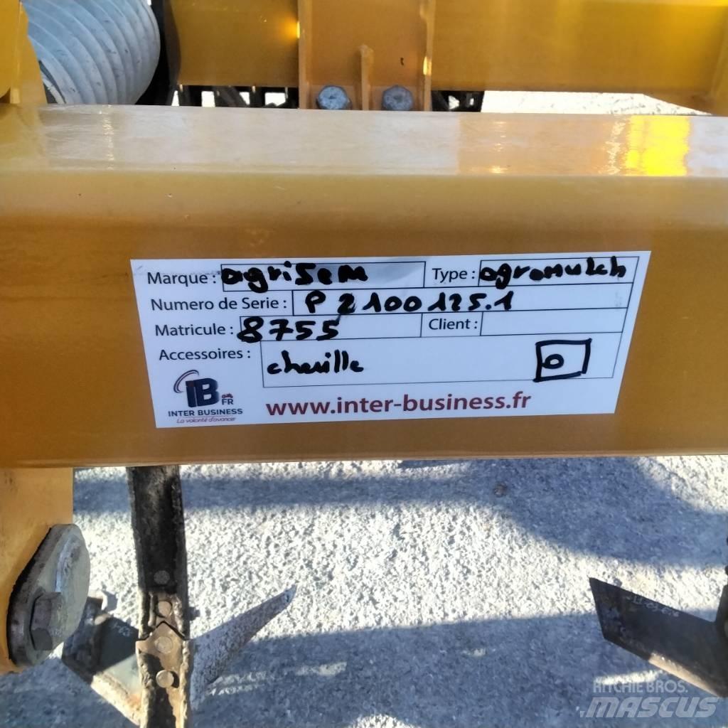 Agrisem AgroMulch 手扶中耕机