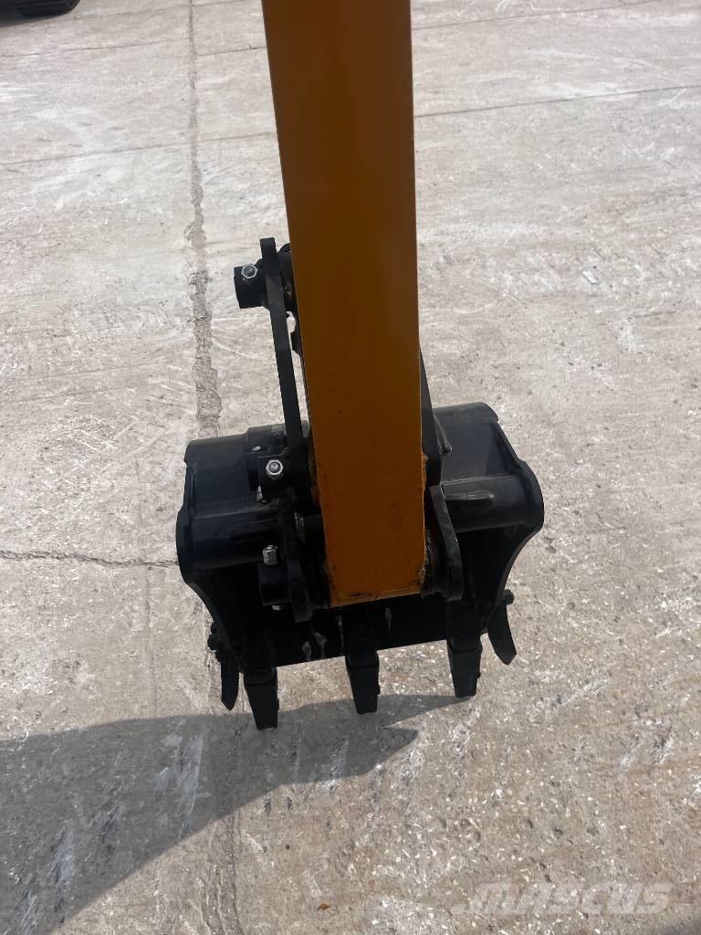 Sany SY 16 C 小型挖掘机