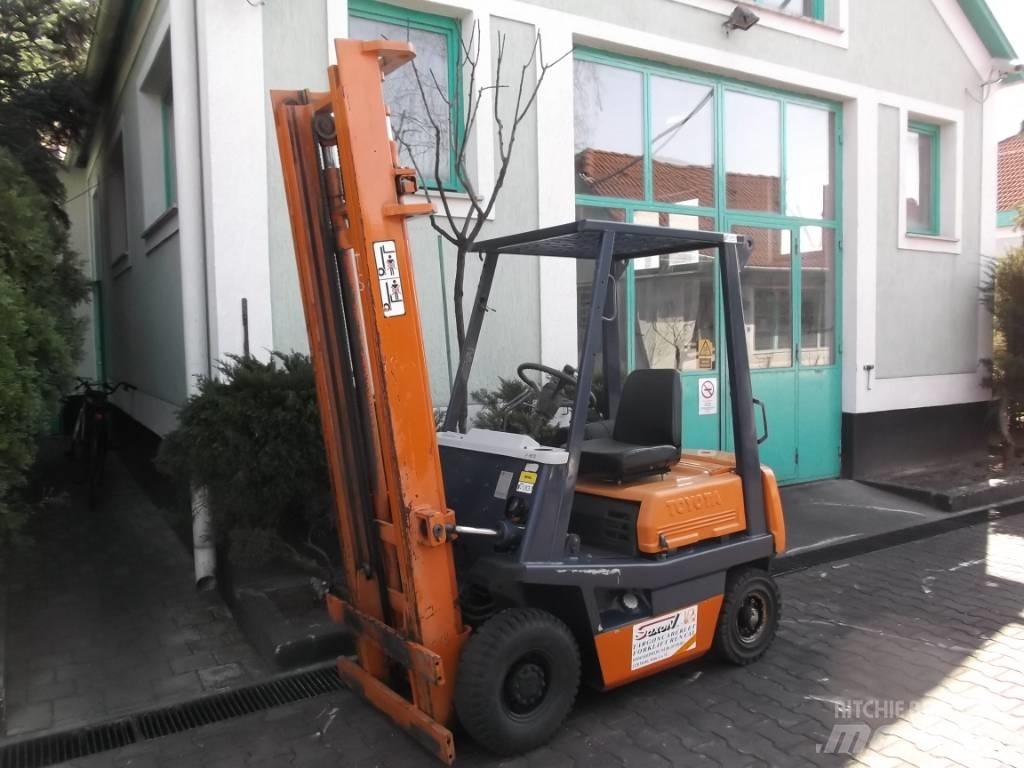 Toyota 3 FD 14 柴油叉车