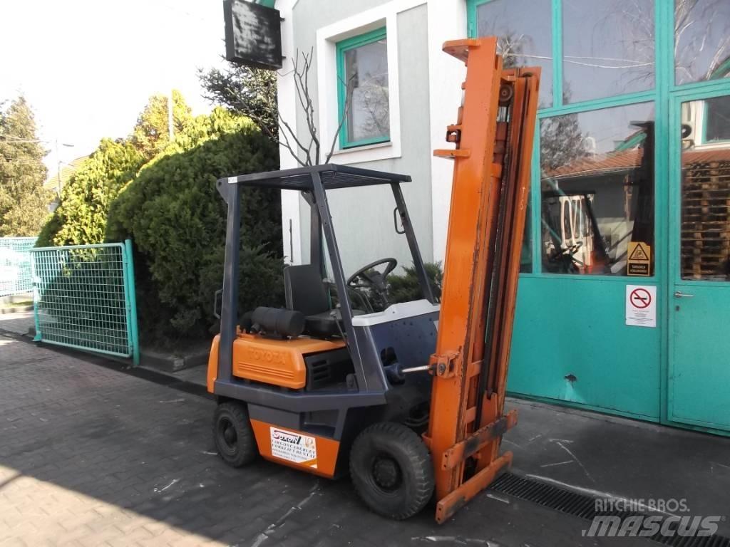 Toyota 3 FD 14 柴油叉车