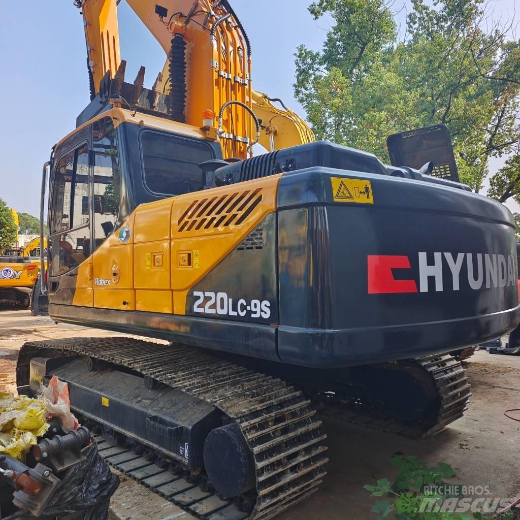 Hyundai 220lc-9s 履带挖掘机