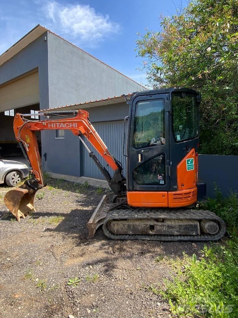 Hitachi ZX 26 小型挖掘机