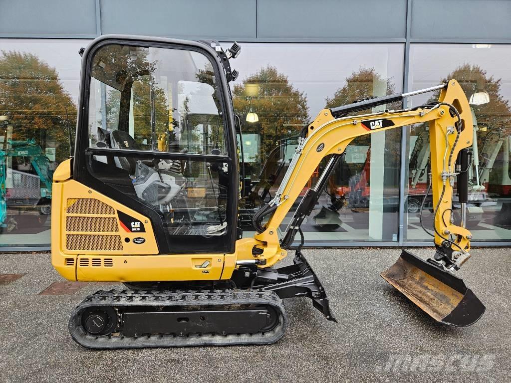 CAT 301.7 D 小型挖掘机