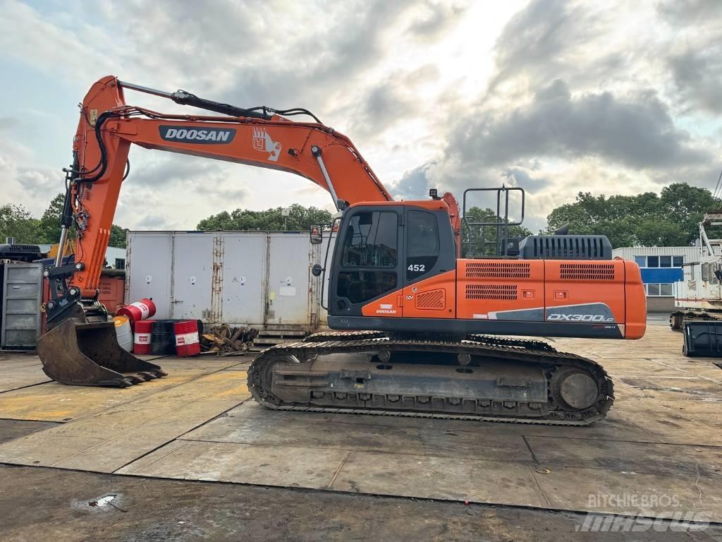 Doosan DX 300 LC-5 履带挖掘机